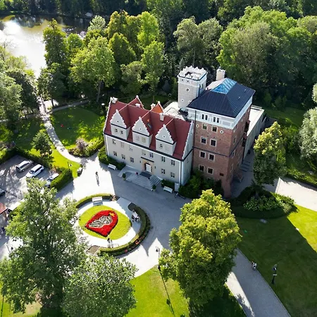 Zamek Topacz Готель 4*